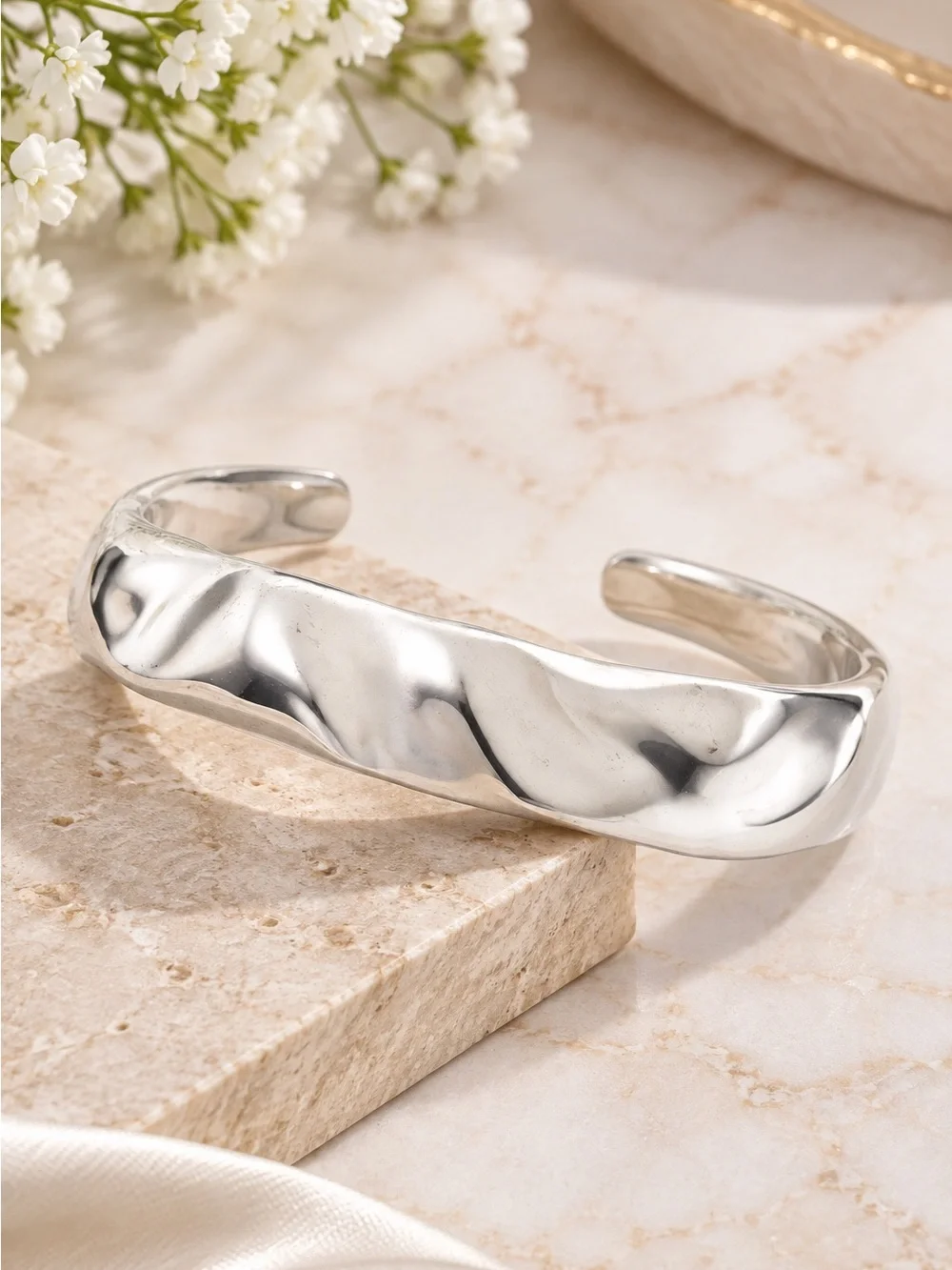 Kendra Scott Holland Cuff Bracelet In Vintage Silver
